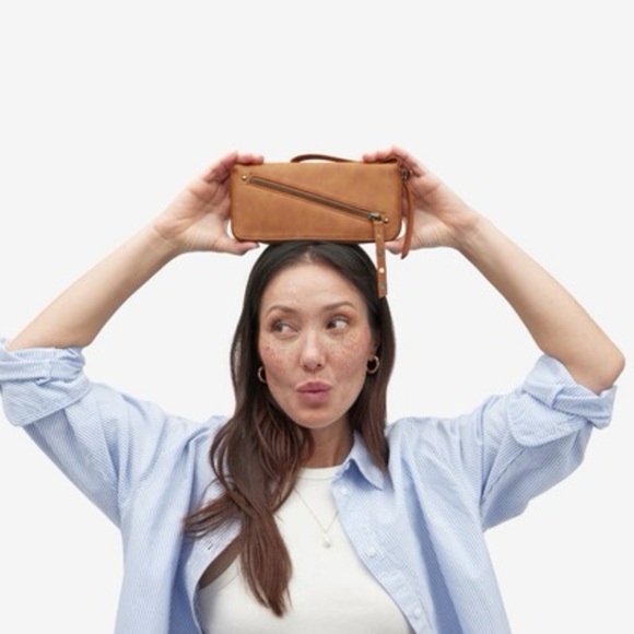 FP Distressed Vegan Wallet - Picture 2 of 8